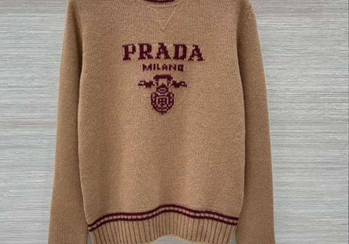 Женский бежевый джемпер Prada