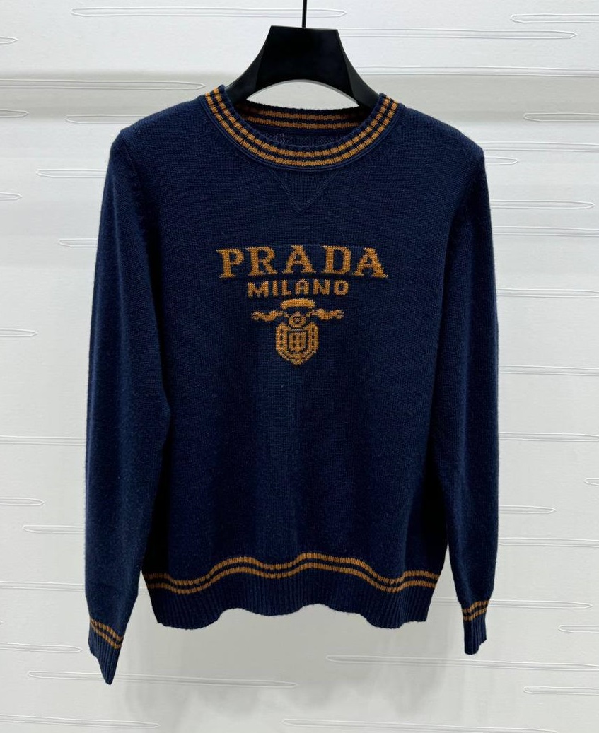 Женский синий джемпер Prada