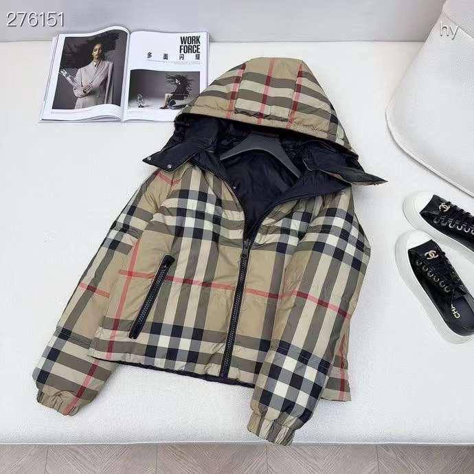 Женский двусторонний пуховик Burberry черный \ бежевый