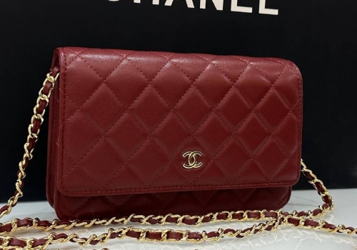 Женская бордовая кожаная сумочка Chanel Woc золото