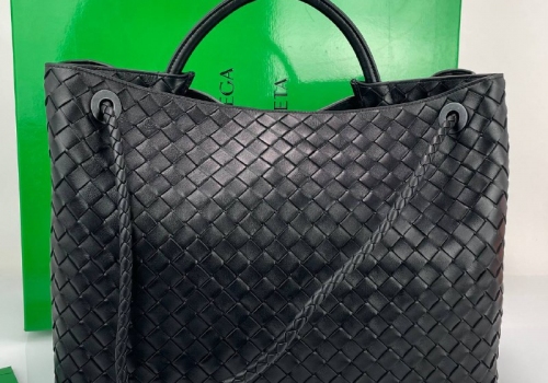 Черная кожаная сумка Bottega Veneta Andiamo Large