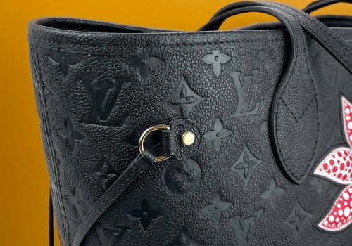 Женская сумка-тоут Louis Vuitton NeverFull MM черная с цветами