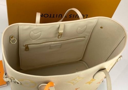 Женская сумка Louis Vuitton NeverFull MM кожаная бежевая