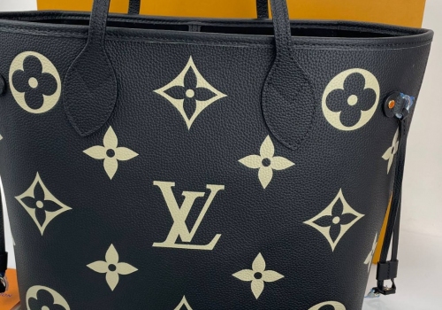 Женская сумка Louis Vuitton NeverFull MM черная кожаная