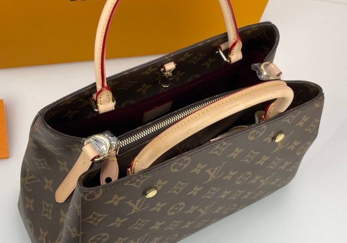 Женская сумка Louis Vuitton Monogram Montaigne MM коричневая