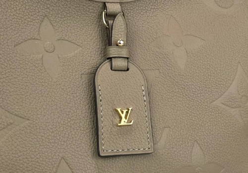 Женская кожаная сумка Louis Vuitton Carry All PM темно-бежевая