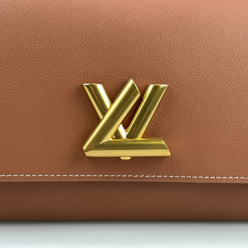 Женская коричневая кожаная сумка Louis Vuitton