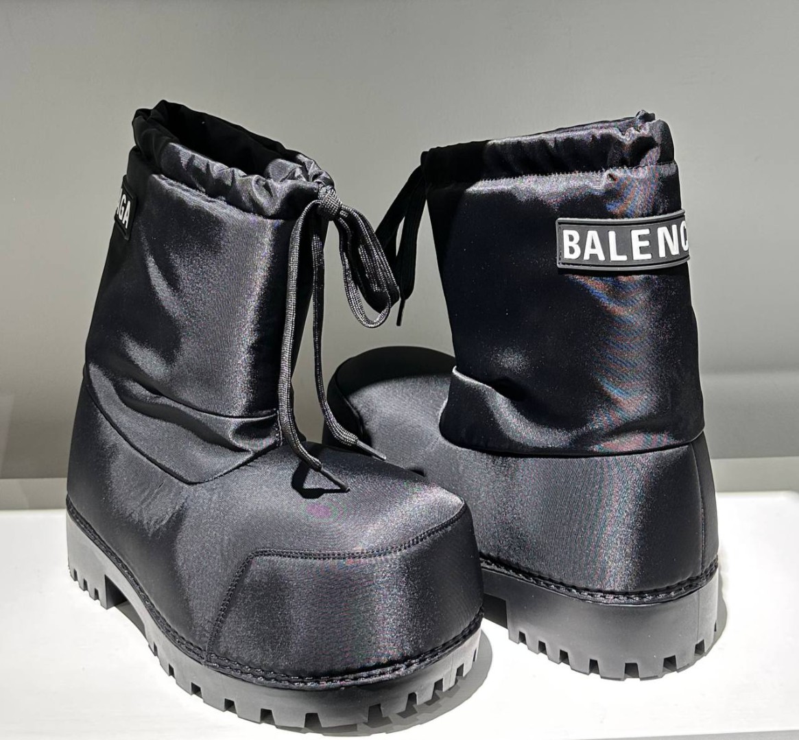 Женские зимние ботинки Balenciaga Alaska