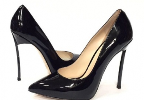 Женские черные лаковые туфли лодочки Casadei Black