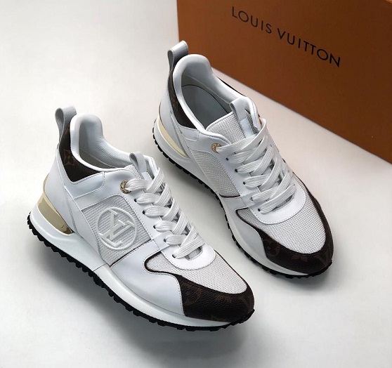Женские кожаные кроссовки Louis Vuitton Run Away Women белые