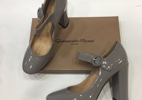 Кожаные женские лакированные туфли Gianvito Rossi