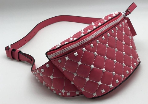 Женская кожаная сумка на пояс Valentino Rockstud красная
