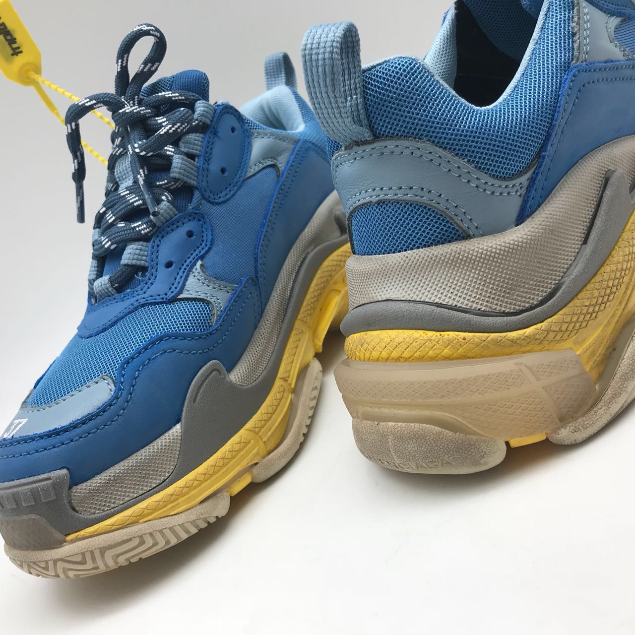 Женские кожаные кроссовки Balenciaga Triple S синие