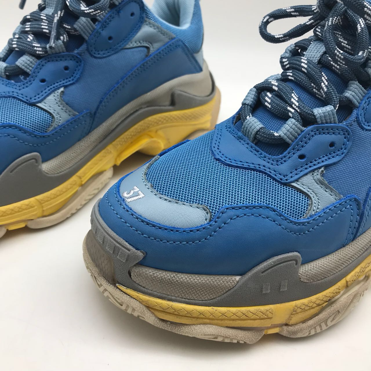 Женские кожаные кроссовки Balenciaga Triple S синие