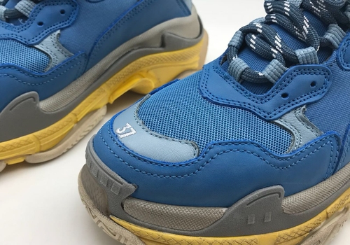 Женские кожаные кроссовки Balenciaga Triple S синие