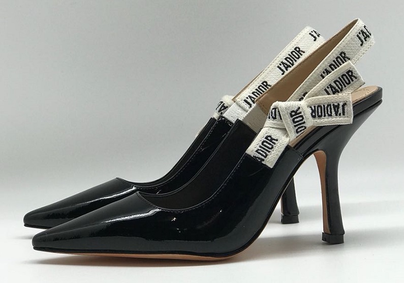 Женские туфли Christian Dior черные кожаные лаковые