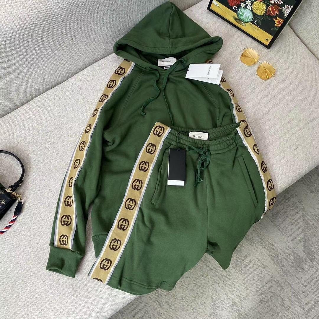 Женский спортивный костюм Gucci зеленый H65V54 – Lazurka Mall