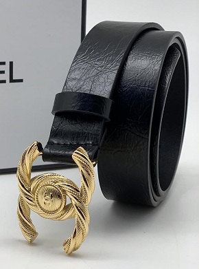 Женский ремень Chanel черный кожаный