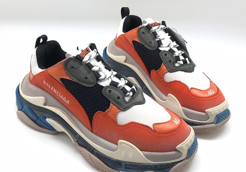 Женские кроссовки Balenciaga Triple s