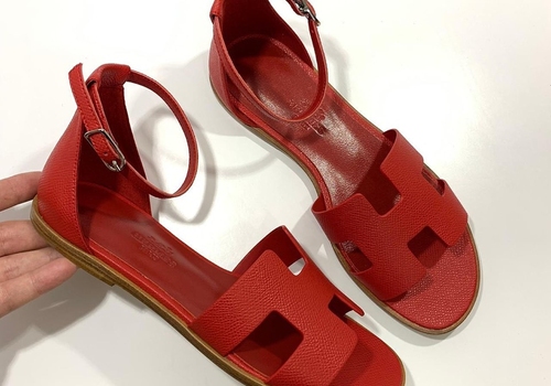 Красные кожаные сандалии Hermes