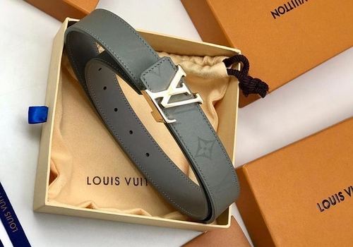Женский ремень Louis Vuitton серый