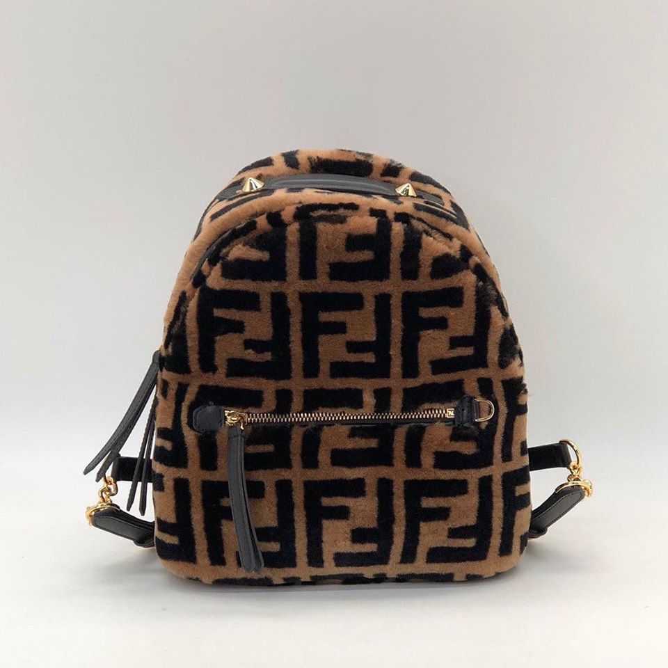Женский рюкзак FENDI коричневый