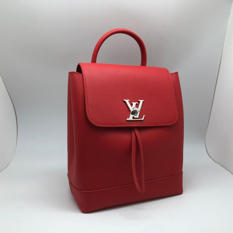 Женский красный рюкзак Louis Vuitton LockMe