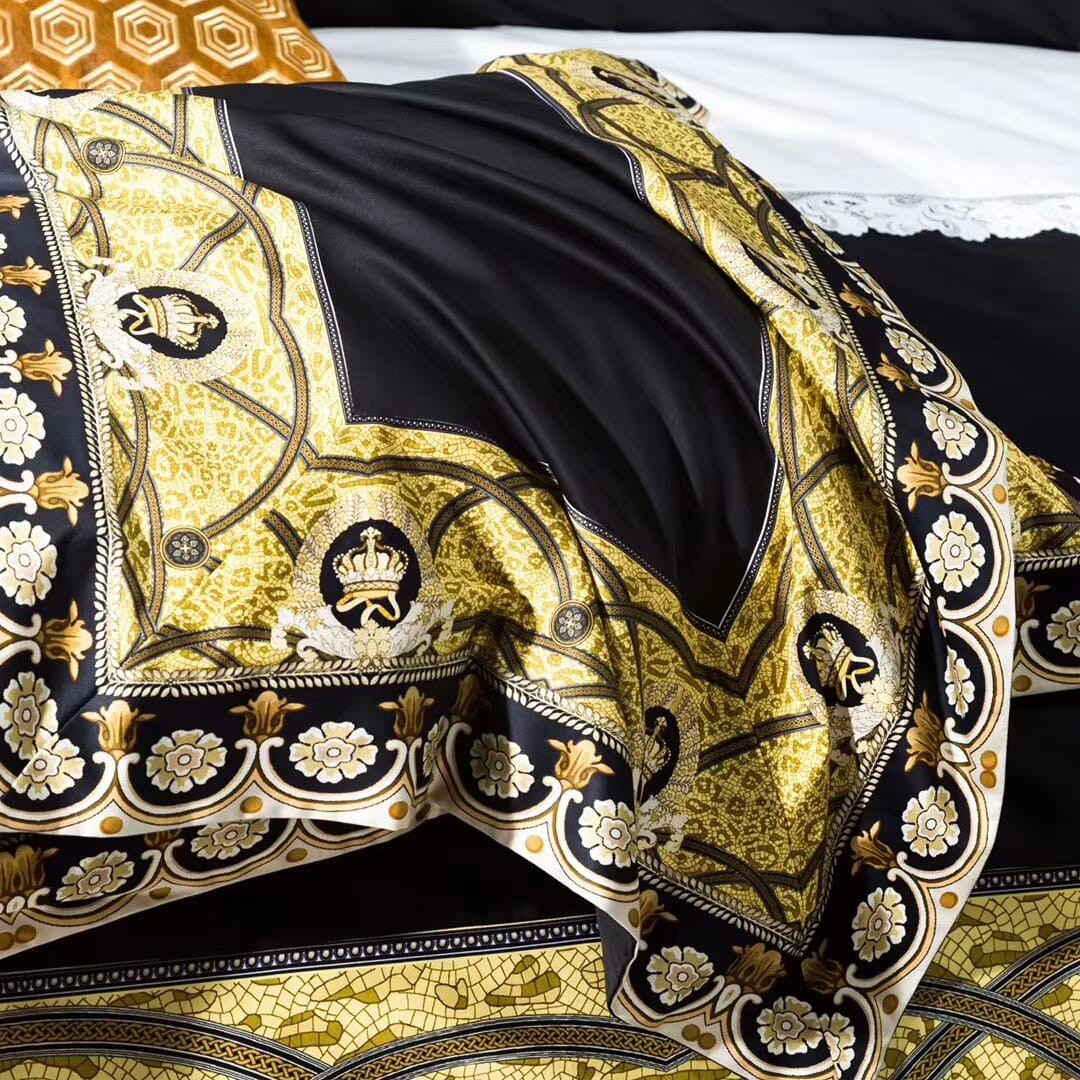 Постельное белье Versace черное с золотом