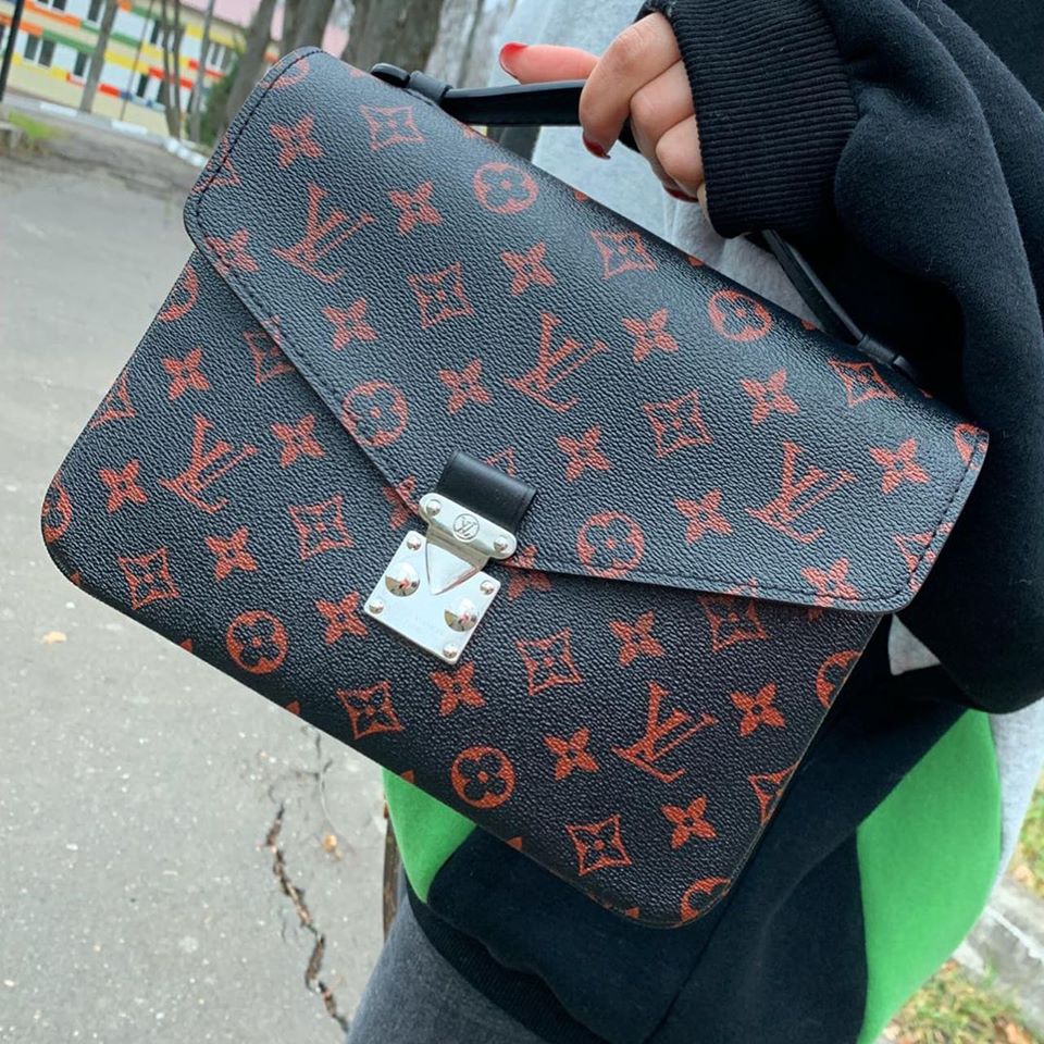 Женская сумка Louis Vuitton Pochette Metis