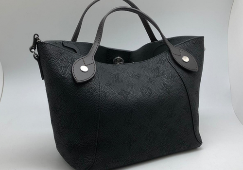 Женская сумка Louis Vuitton Hina PM черная