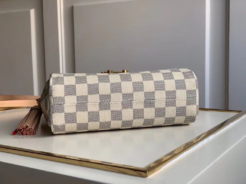 Женская сумка Louis Vuitton Croisette белая