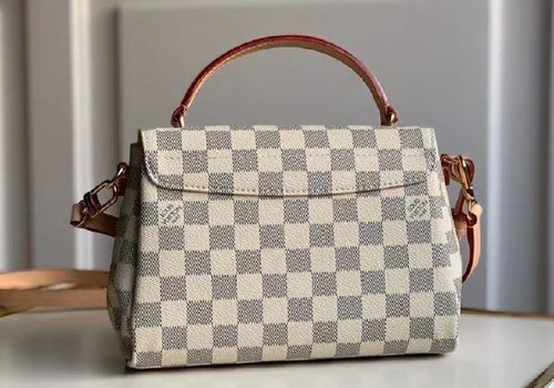 Женская сумка Louis Vuitton Croisette белая
