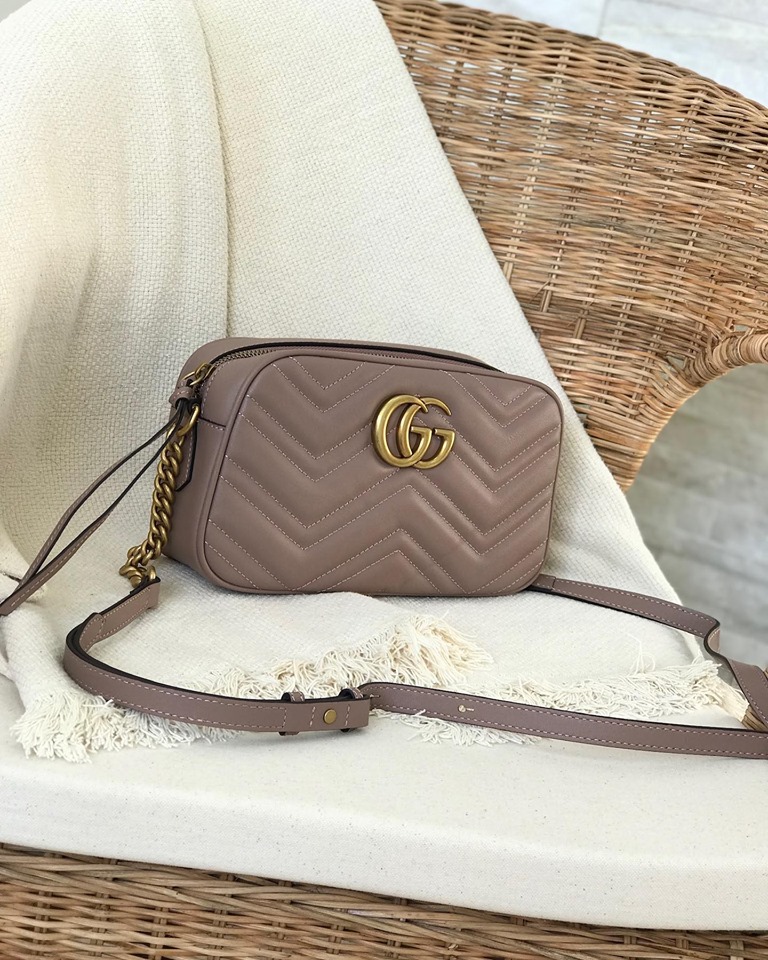 Женская сумка Gucci Camera Marmont бежевая