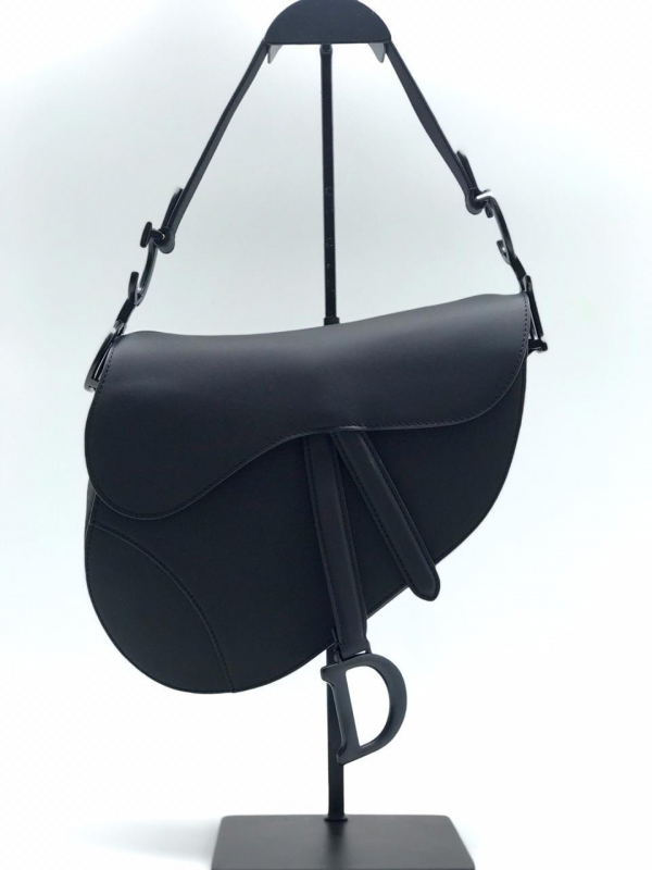 Кожаная сумка седло черная Christian Dior Saddle