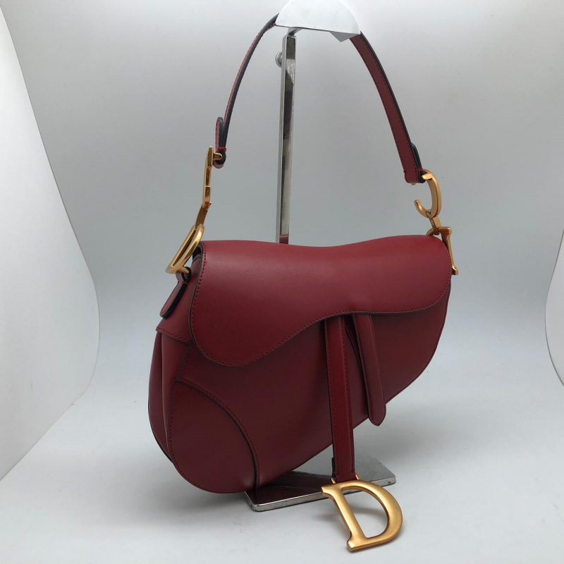 Кожаная сумка седло красная Christian Dior Saddle
