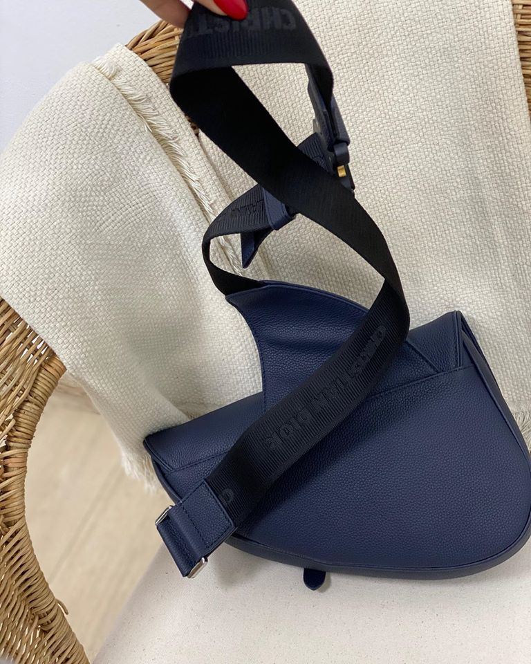 Синяя сумка через плечо Christian Dior Saddle