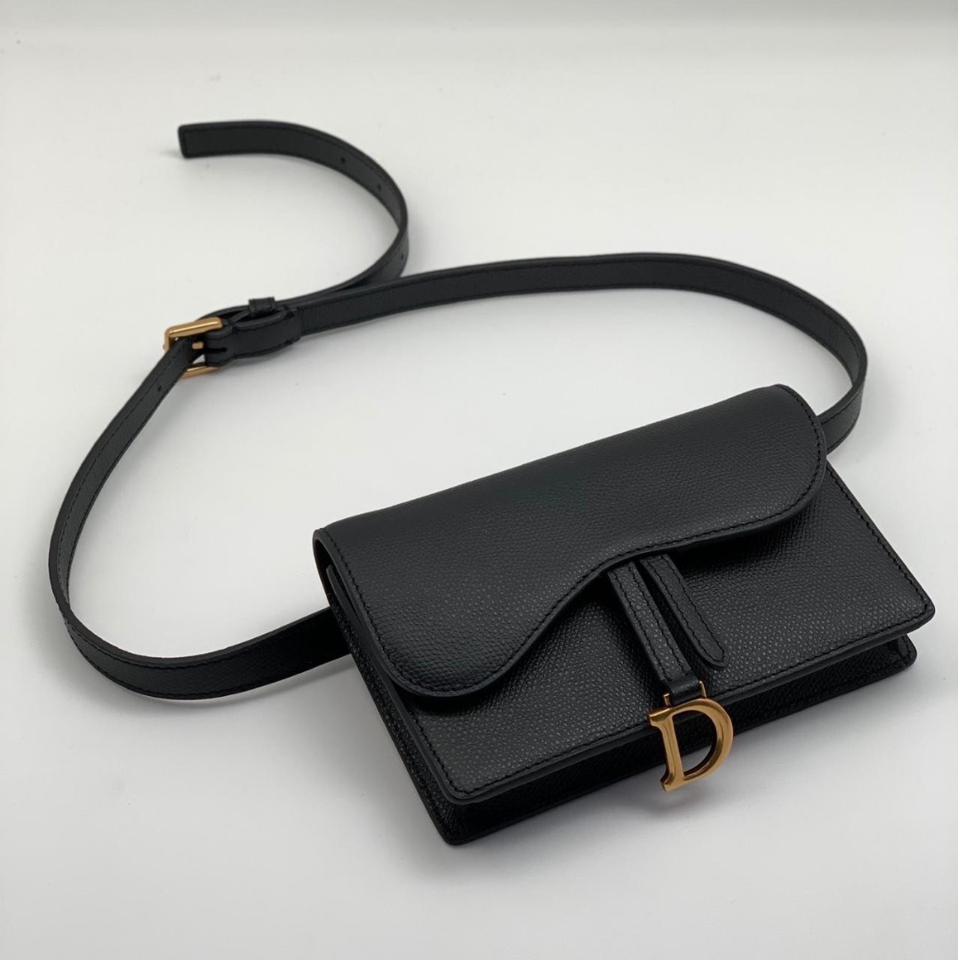 Кожаная сумка на пояс Christian Dior Saddle черная
