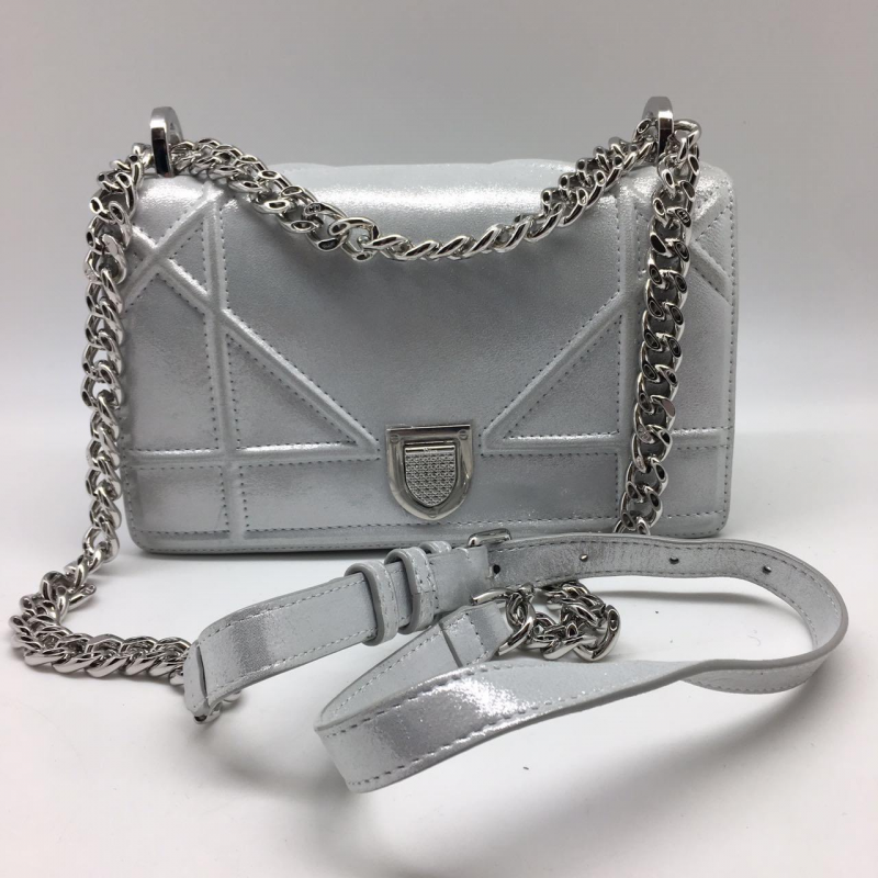 Женская кожаная сумка Christian Dior Diorama серебро