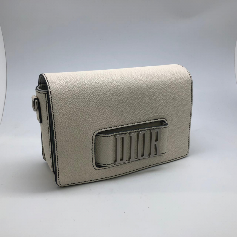 Кожаная сумка Christian Dior Revolution белая