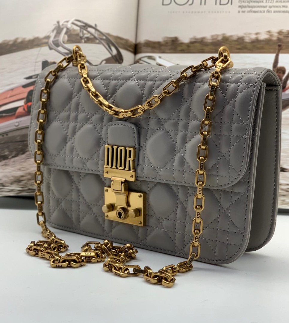 Кожаная сумка Christian Dior Dioraddict серая