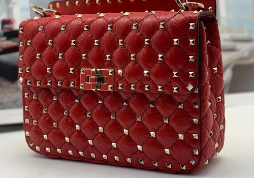Женская сумка на цепочке Valentino Garavani Rockstud Spike красная