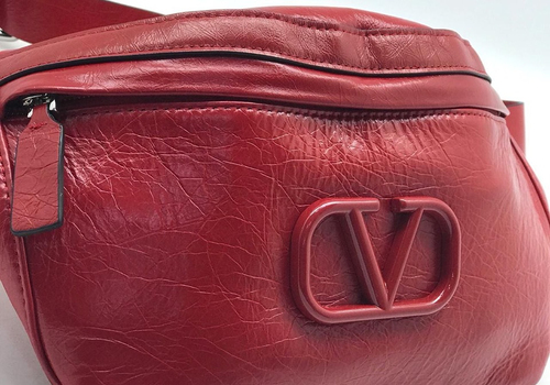 Поясная сумка Valentino Garavani красная