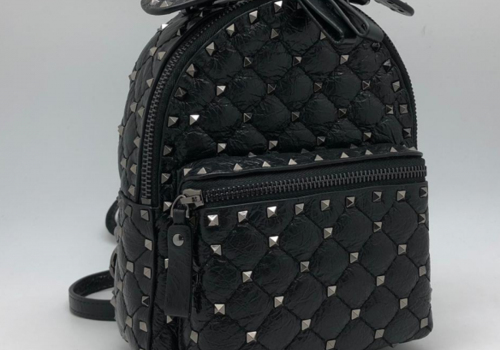 Кожаный рюкзак Valentino Garavani Rockstud Spike черный