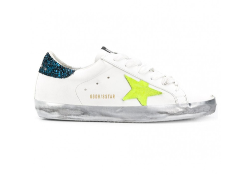 Женские кеды Golden Goose Superstar белые с желтой звездой