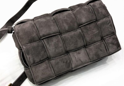 Женская сумка Bottega Veneta Padded Cassette темно-серая