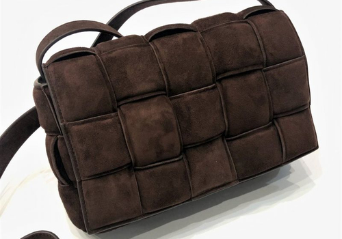 Женская сумка Bottega Veneta Padded Cassette темно-коричневая