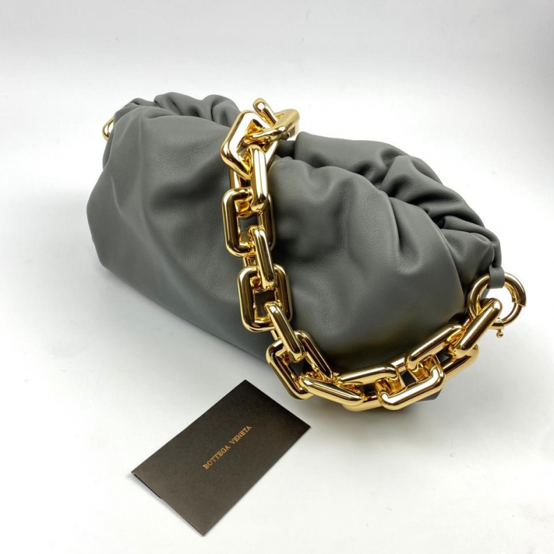 Женская сумка Bottega Veneta The Chain Pouch серая
