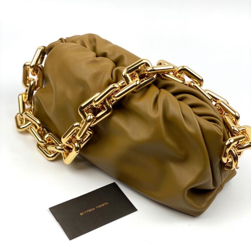 Женская сумка Bottega Veneta The Chain Pouch горчичная