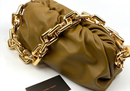 Женская сумка Bottega Veneta The Chain Pouch горчичная