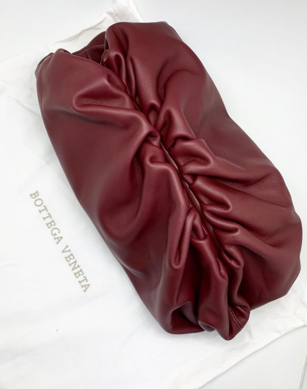 Женская сумка Bottega Veneta Pouch Mini бордовая